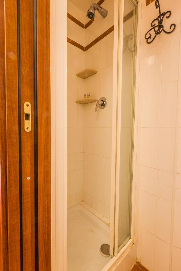Hotel 4 Coronati ローマ エクステリア 写真